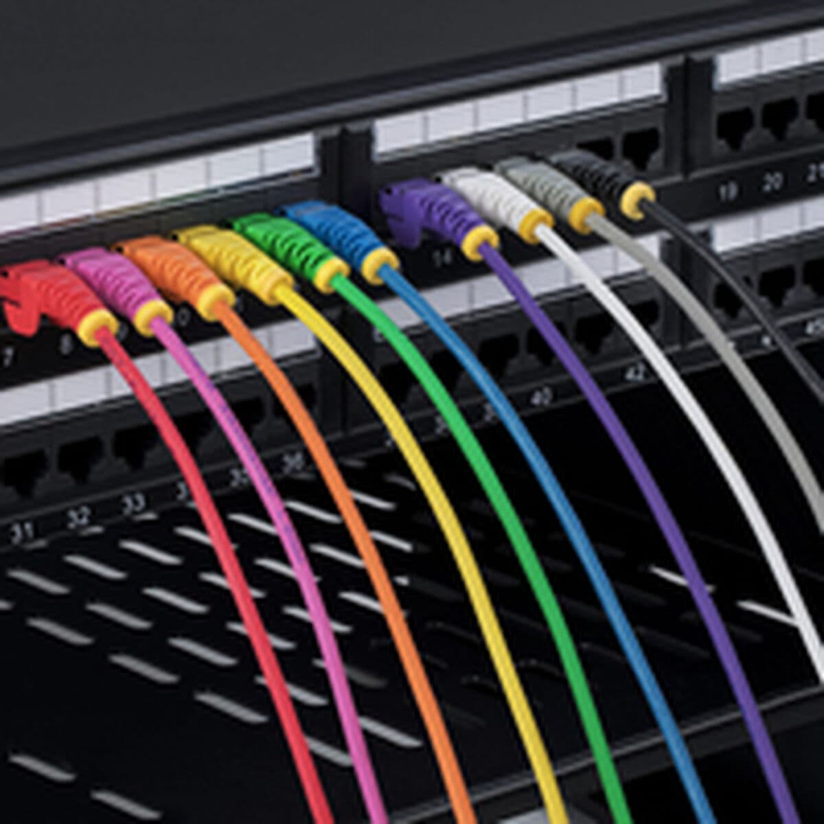 Câble RJ45 Catégorie 6 UTP Rigide Startech N6PAT5MPKS Rose 5 m - Image 14