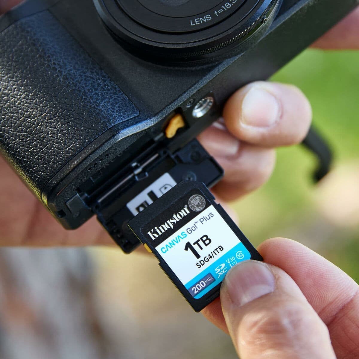 Tarjeta de Memoria Micro SD con Adaptador Kingston SDG4 64 GB - Image 9