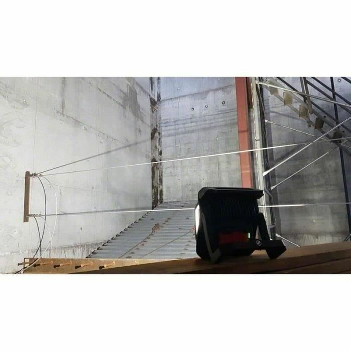 Ficklampa LED BOSCH 0601446800 18 V - Image 2