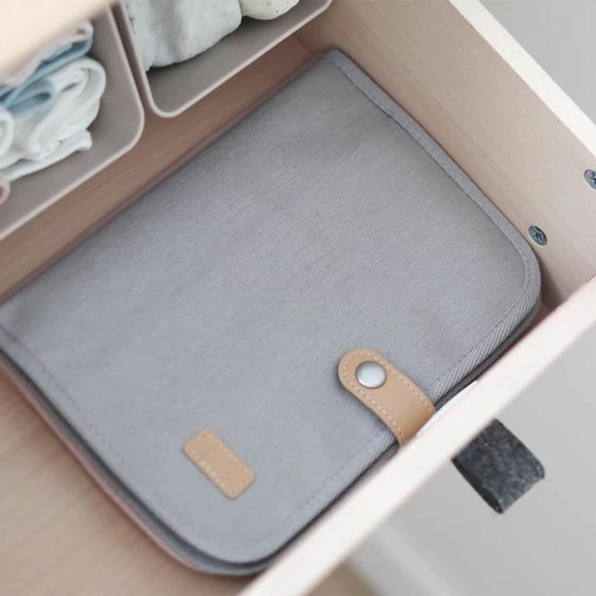 Portadocumentos Béaba Gris Bebés 17,5 x 25,5 x 1 cm - Image 4