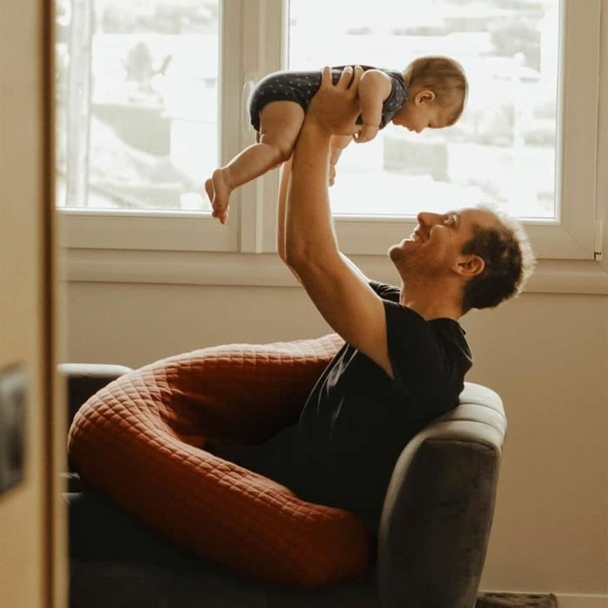 Cojín de Lactancia Béaba Terracota - Image 3