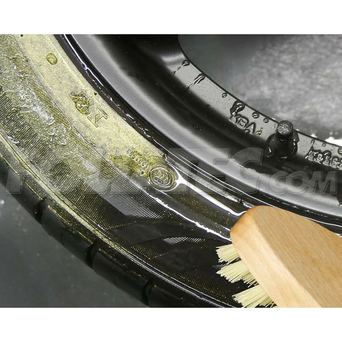 Boja u spreju Foliatec zlatan Kotača 400 ml - Image 3