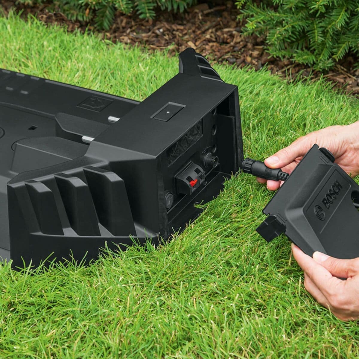 Gressklipprobot BOSCH Indo S+ 500 30-50 mm 500 m 19 cm - Image 11