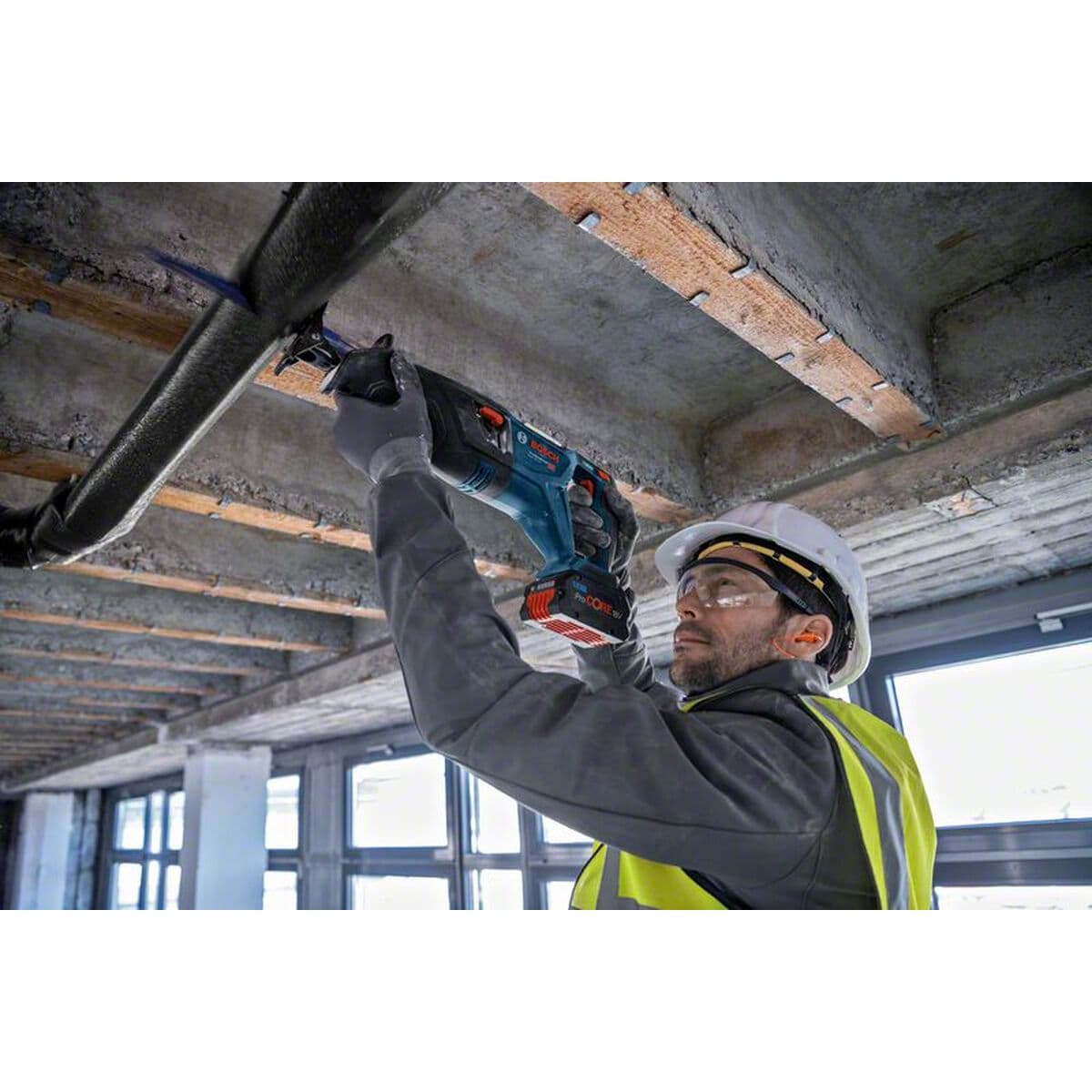 Sierra de Sable BOSCH Professional GSA 18V-28 1900 rpm 18 V - Image 2