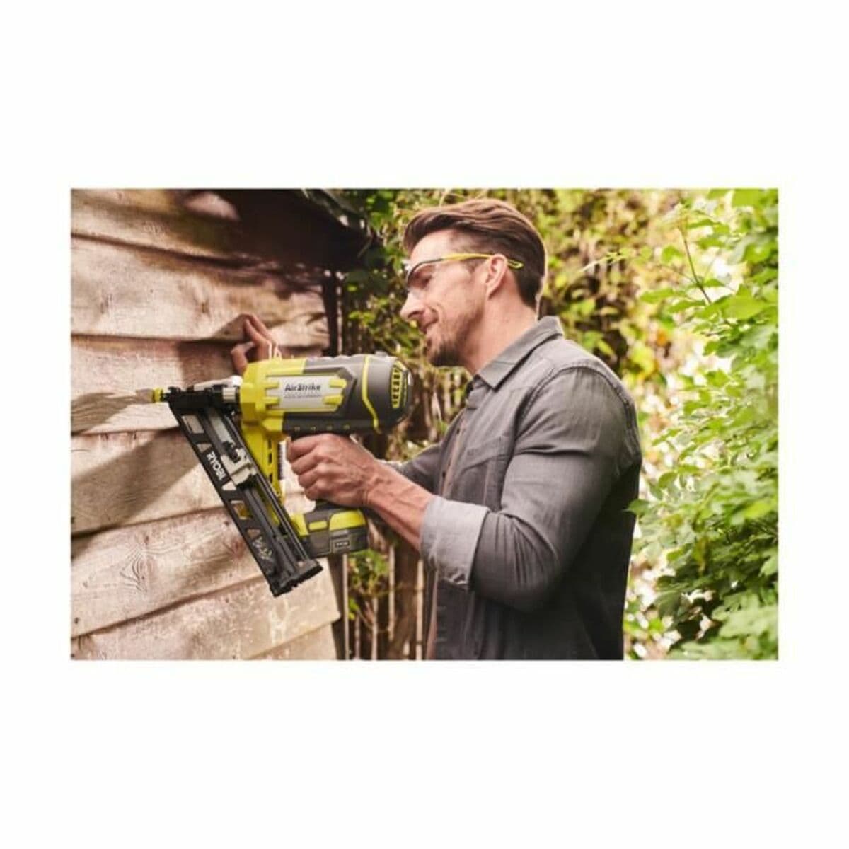 Clavadora Ryobi R15GN18-0 18 V - Image 3