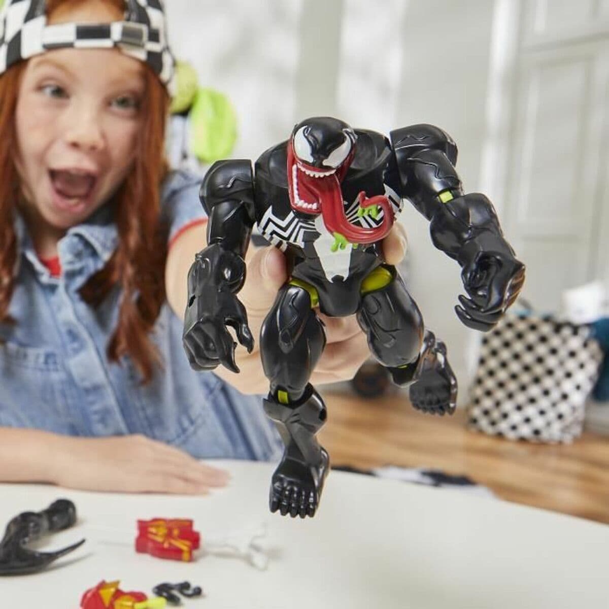 Figura Articulada Hasbro MixMashers Venom Deluxe - Image 3