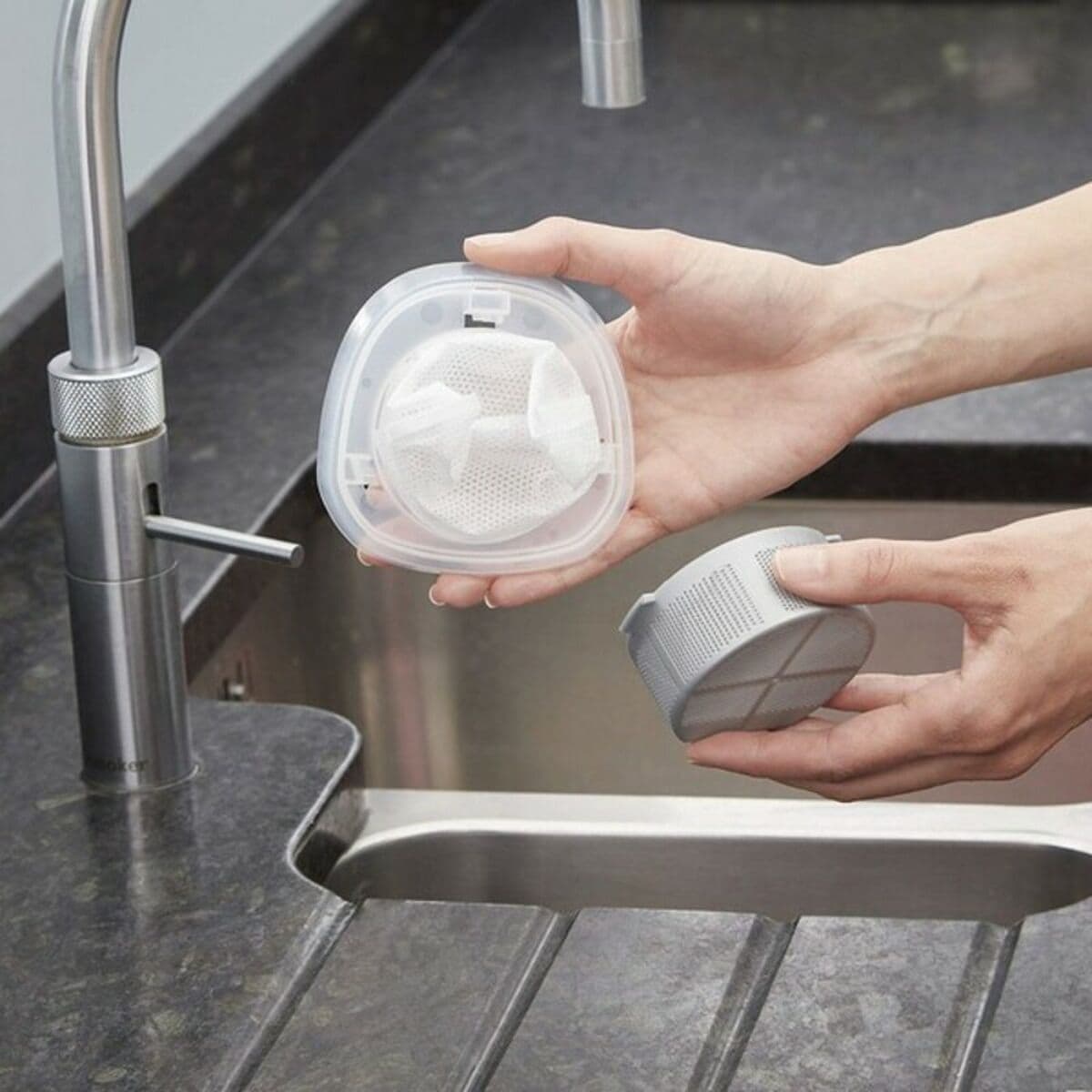 Aspirapolvere a Mano Black & Decker NVC115JL-QW 0,32 L 7,5 W - Image 3