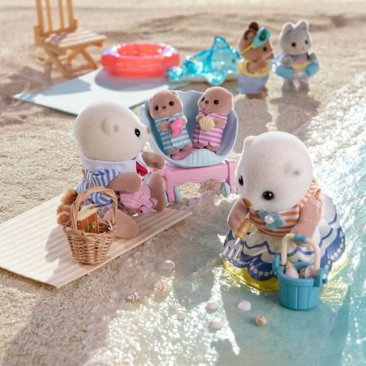 Przegubowa Figura Sylvanian Families La familia de las nutrias marinas zwierzęta - Image 3