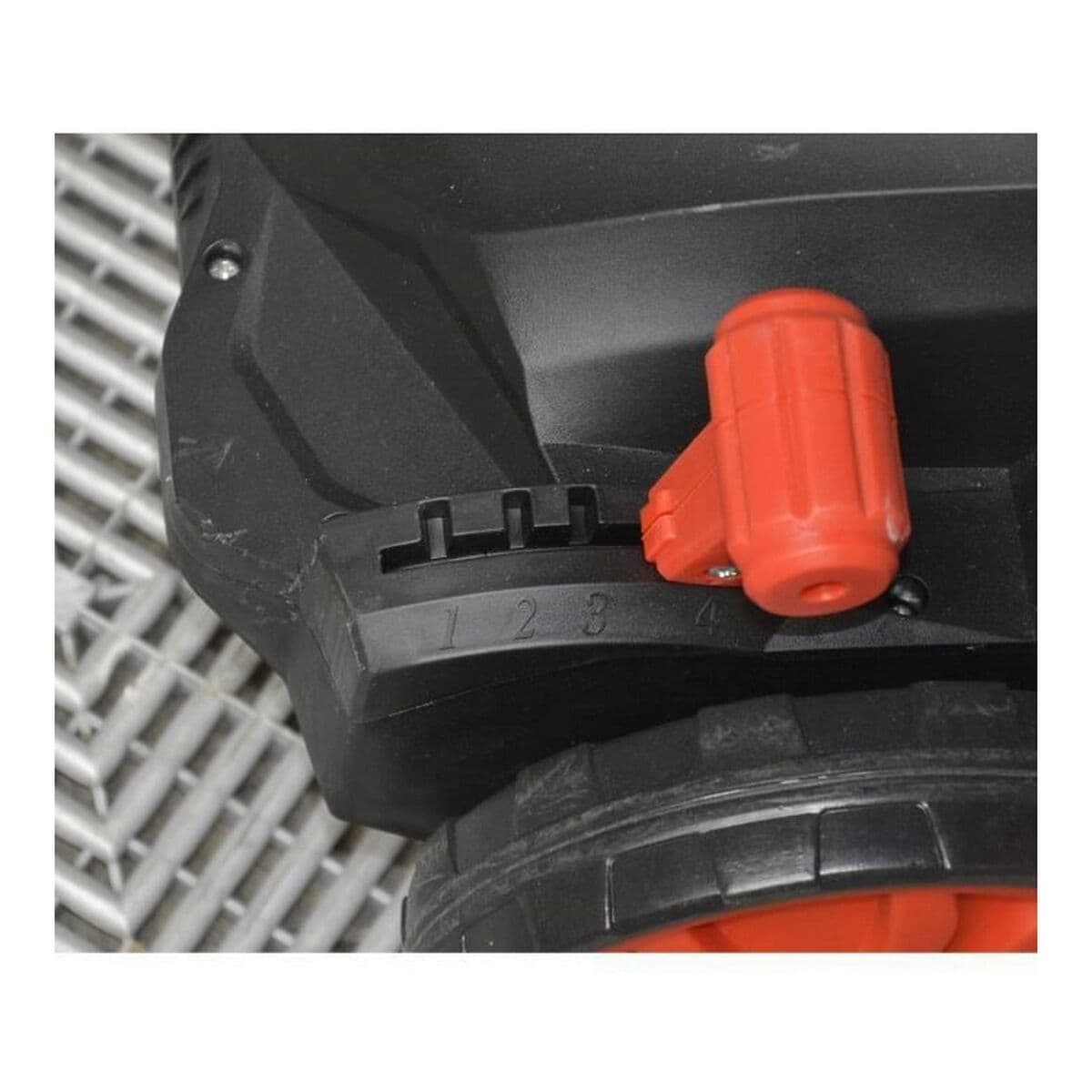 Escarificador de césped Elem Technic - Image 2