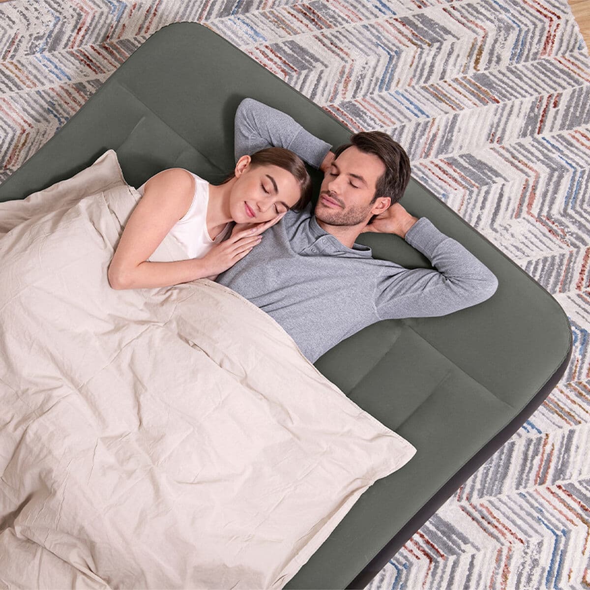 Bestway Doppelmatratze mit eingebautem Batteriepumpe 203x152x30 cm aufblasbar 67930 - Image 3