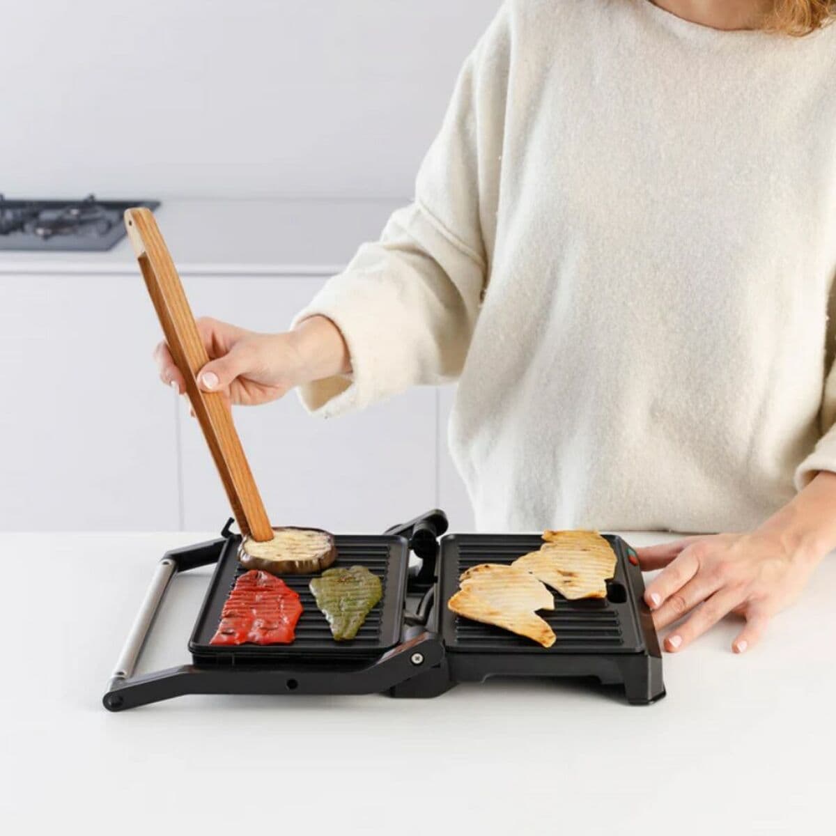 Sandwichera Taurus Acero 1000 W - Image 3