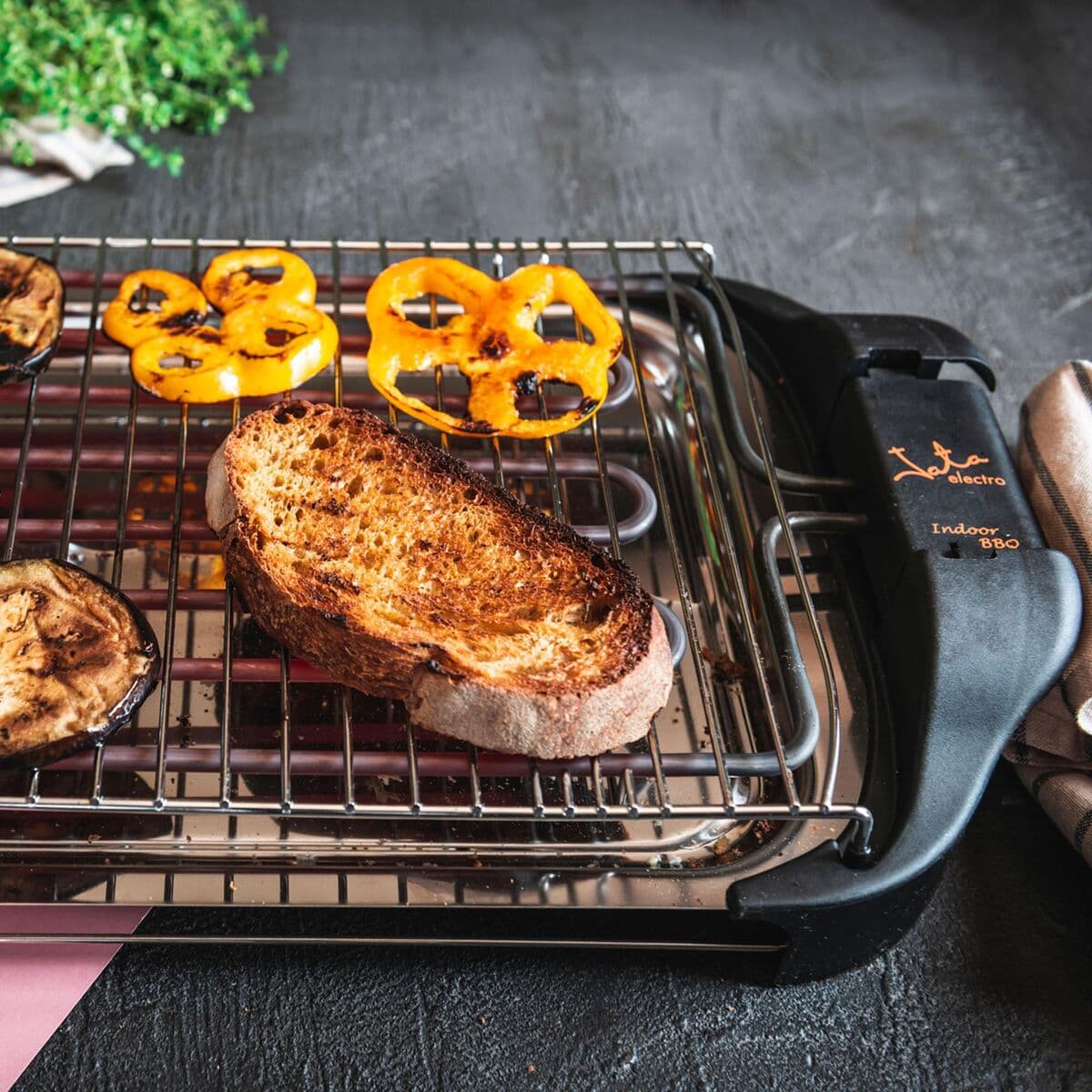 Parrilla Eléctrica JATA BQ101 2400 W - Image 9