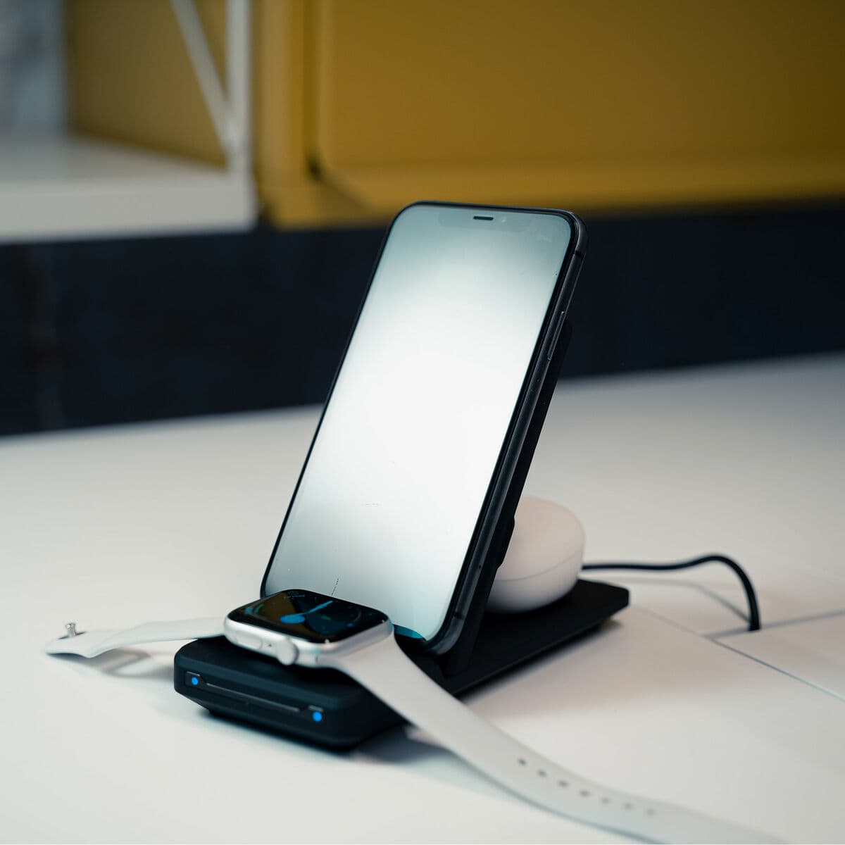 Cargador Inalámbrico KSIX Apple-compatible 15W - Image 8