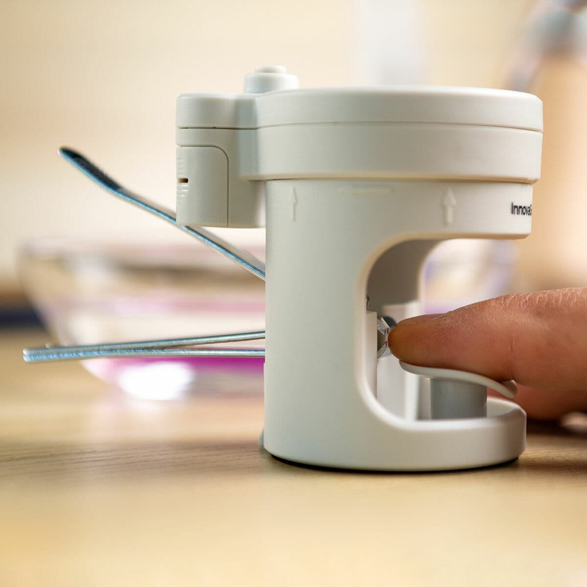 Grickalica za Nokte s LED Svjetlom, Povećalom i Rašpicom Clail InnovaGoods - Image 5