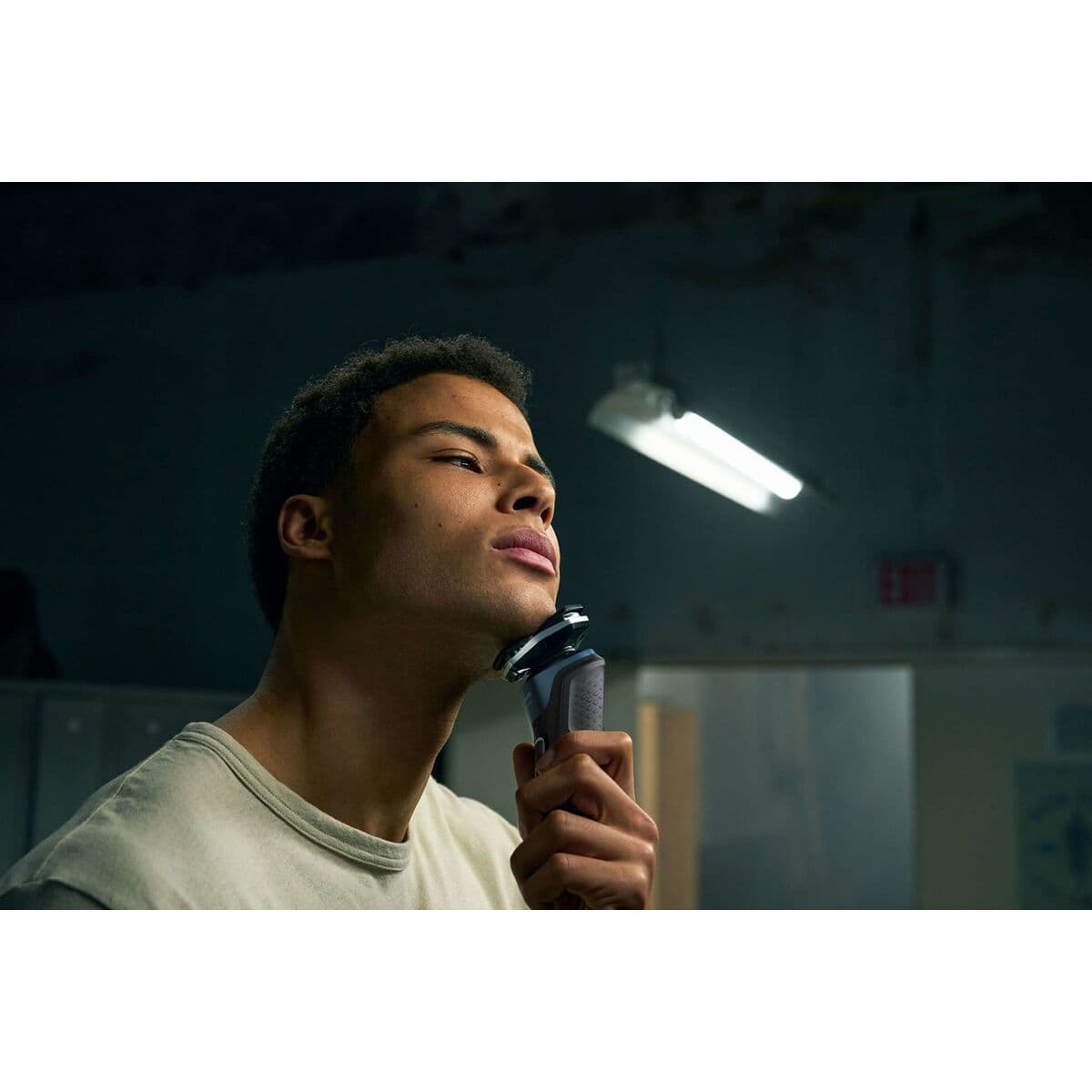 Įkraunamas elektrinis skustuvas Philips - Image 10