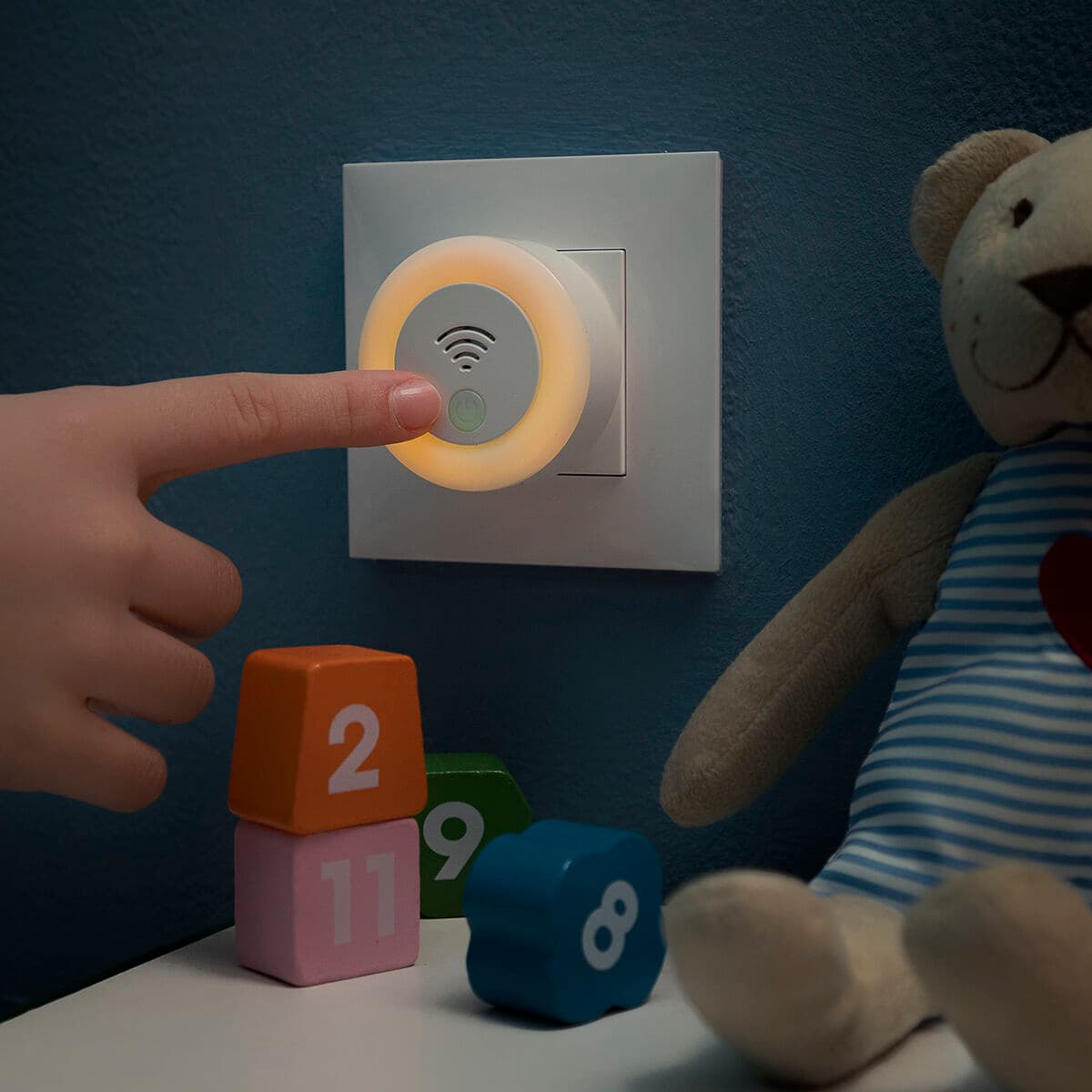 Ahuyentador Ultrasónico con LED KL Litto InnovaGoods - Image 3