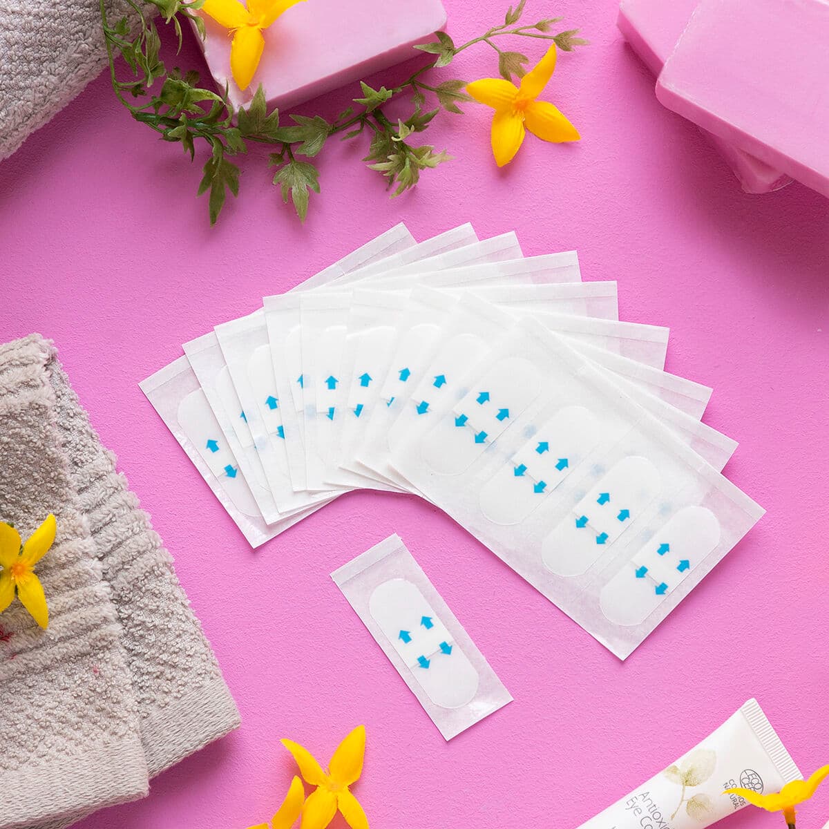 Nevidljivi Ljepljivi Flasteri za Lifting Lica Liftrik InnovaGoods 40 kom. - Image 4