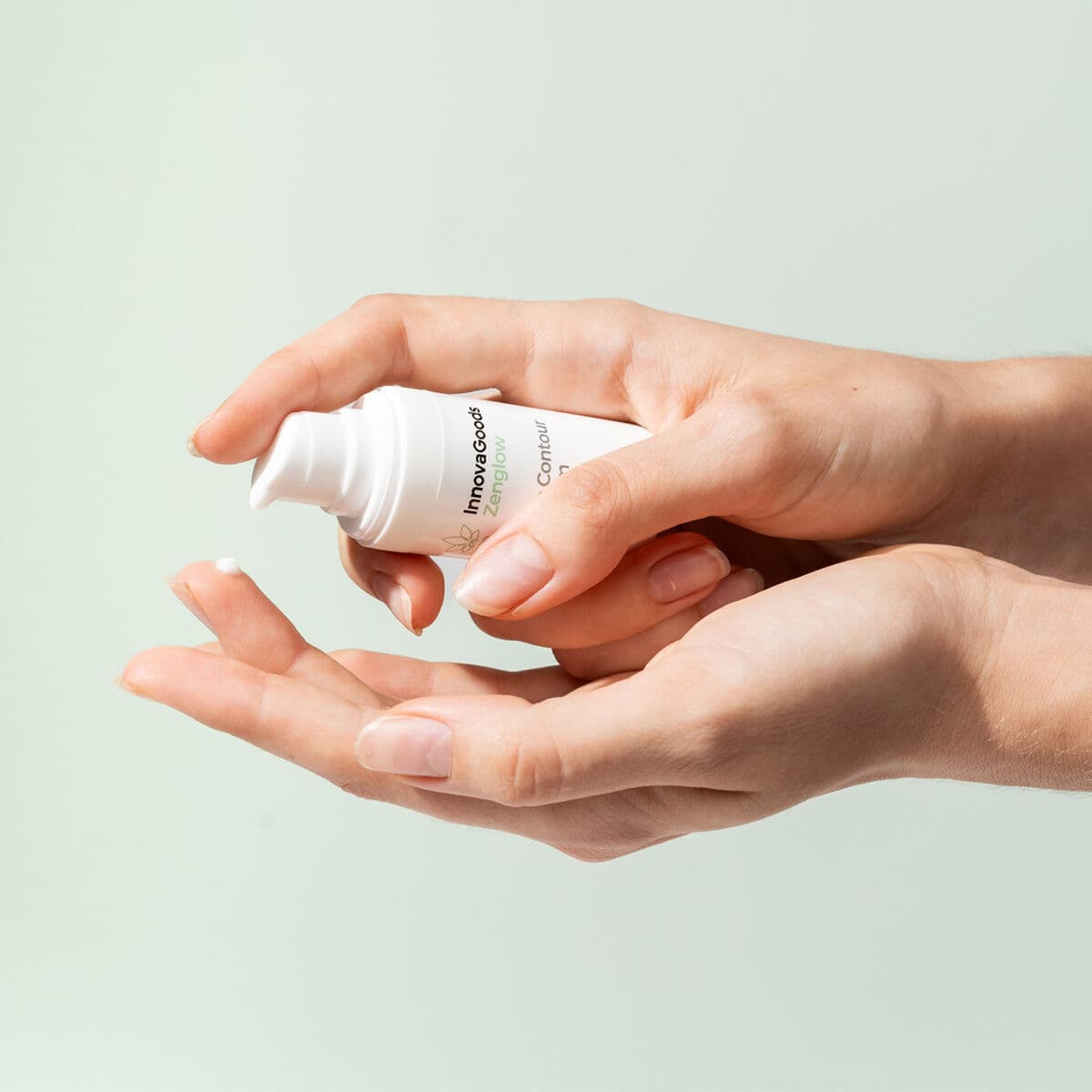 Atpalaiduojantis akių kontūro gydymo paketas CBD InnovaGoods - Image 4