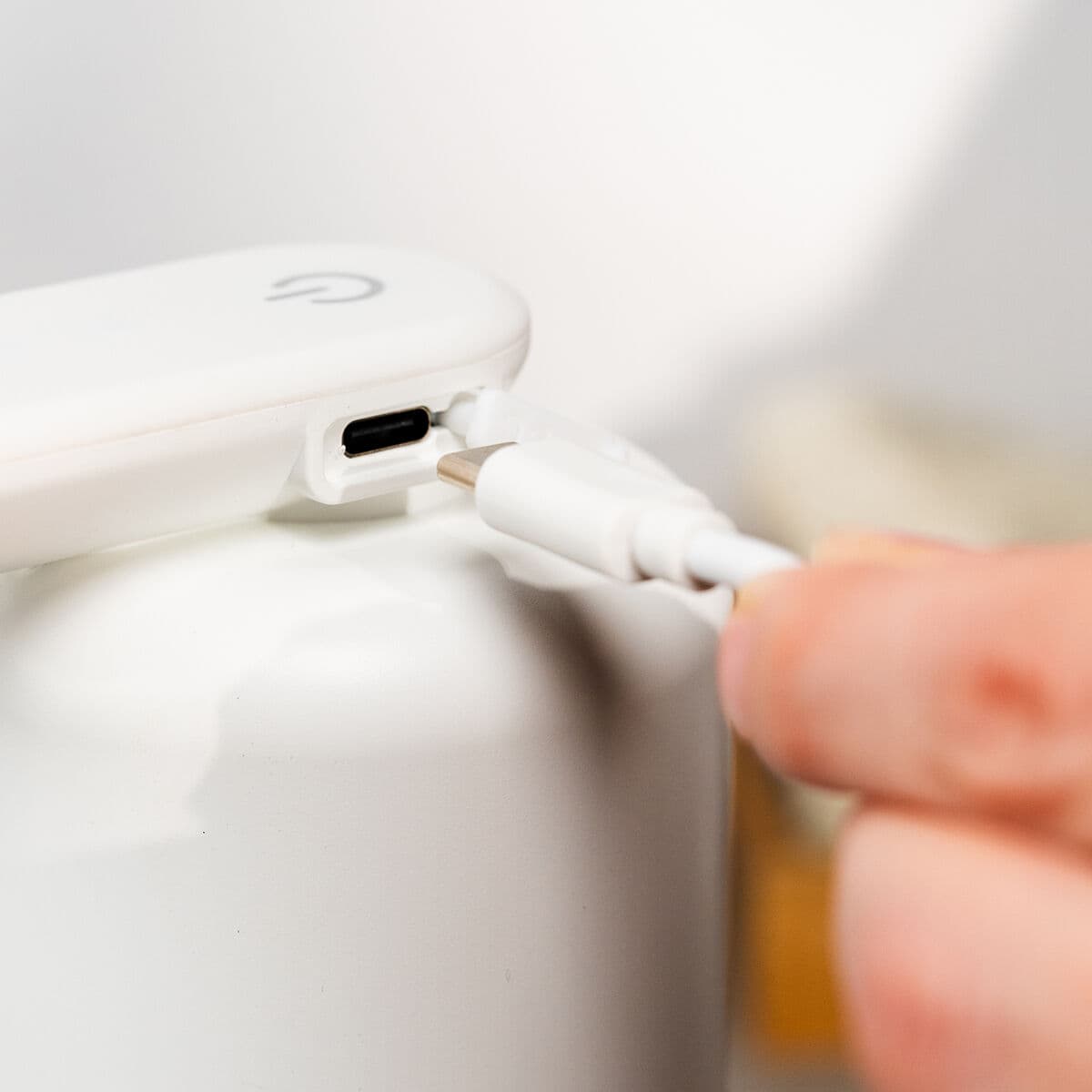 Atkārtoti uzpildāms automātiskais šķidro ziepju dozators Bitesap InnovaGoods - Image 7