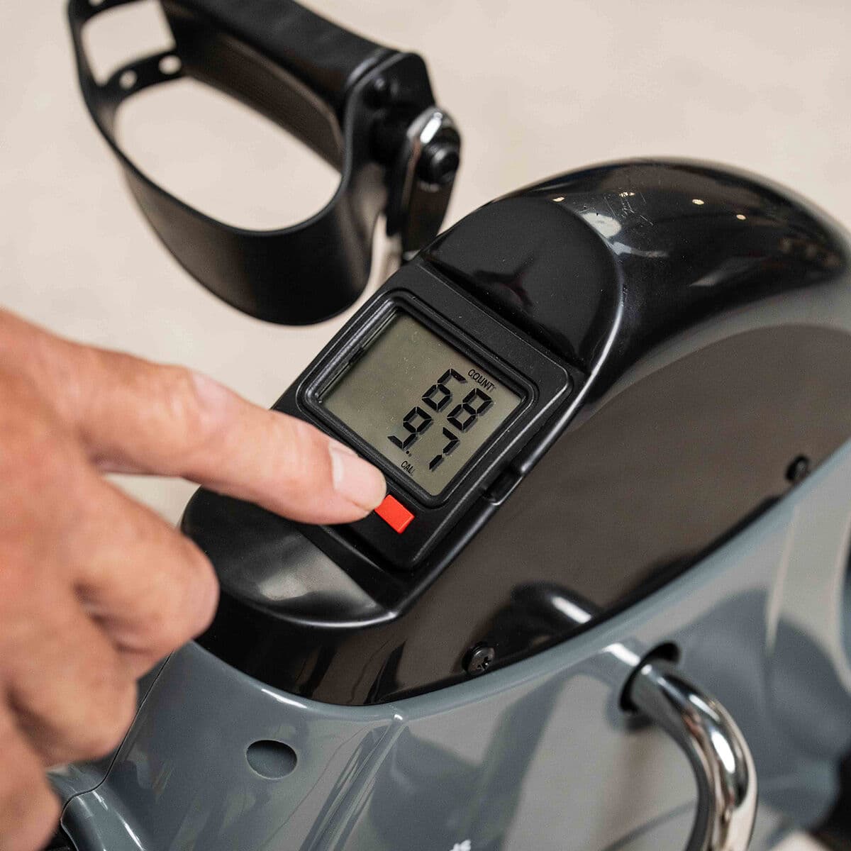 Pedaleador Estático para Piernas y Brazos con Esterilla Velora 2100 InnovaGoods - Image 3