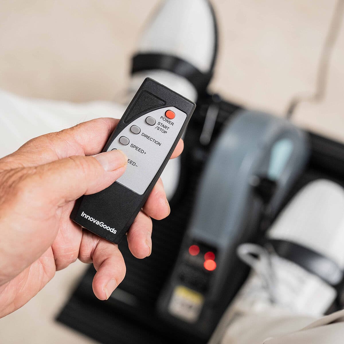 Pedaleador Eléctrico Asistido para Piernas y Brazos con Esterilla y Mando Velora 3000 InnovaGoods - Image 3