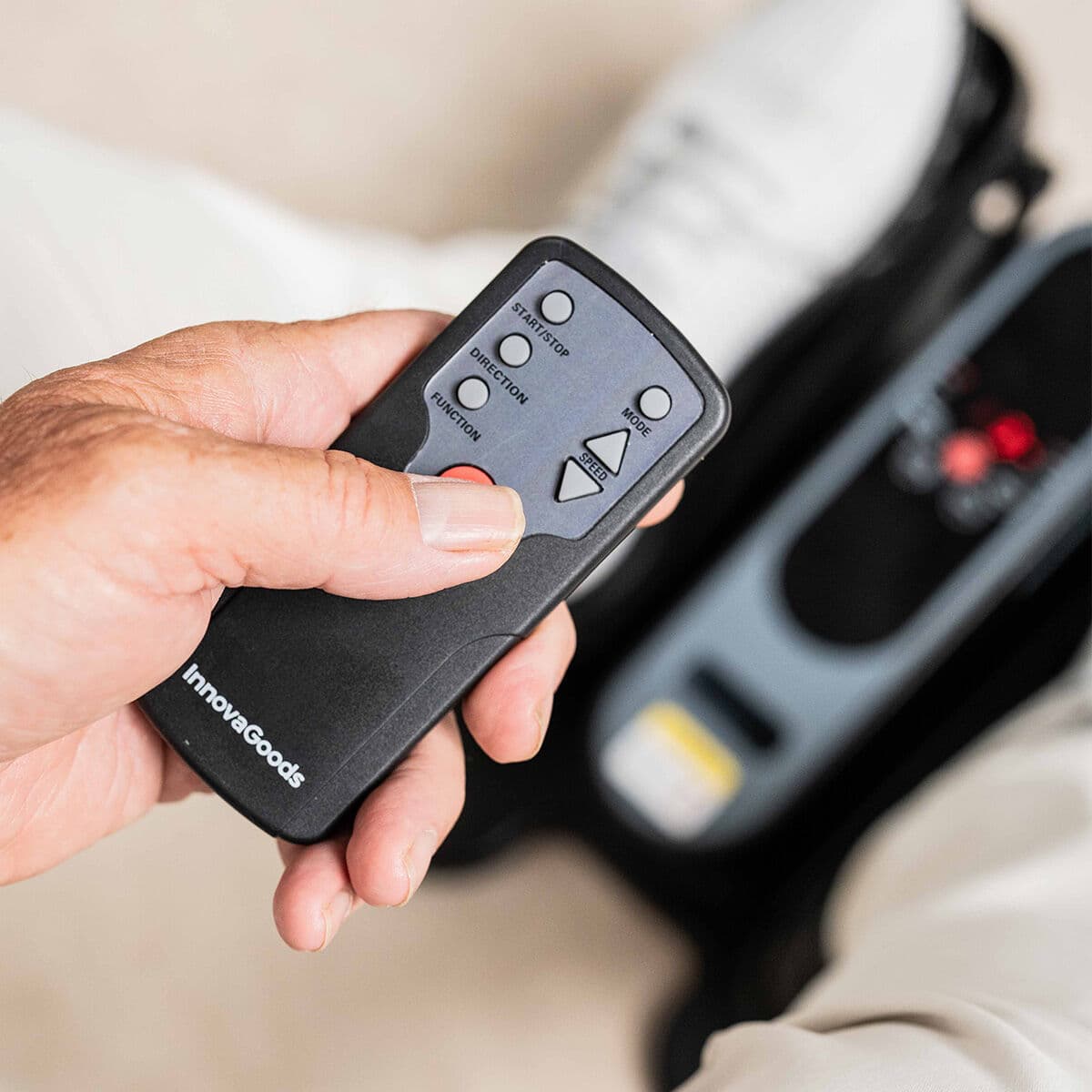 Mini Elíptica Eléctrica con Mando a Distancia Velora 4000 InnovaGoods - Image 3